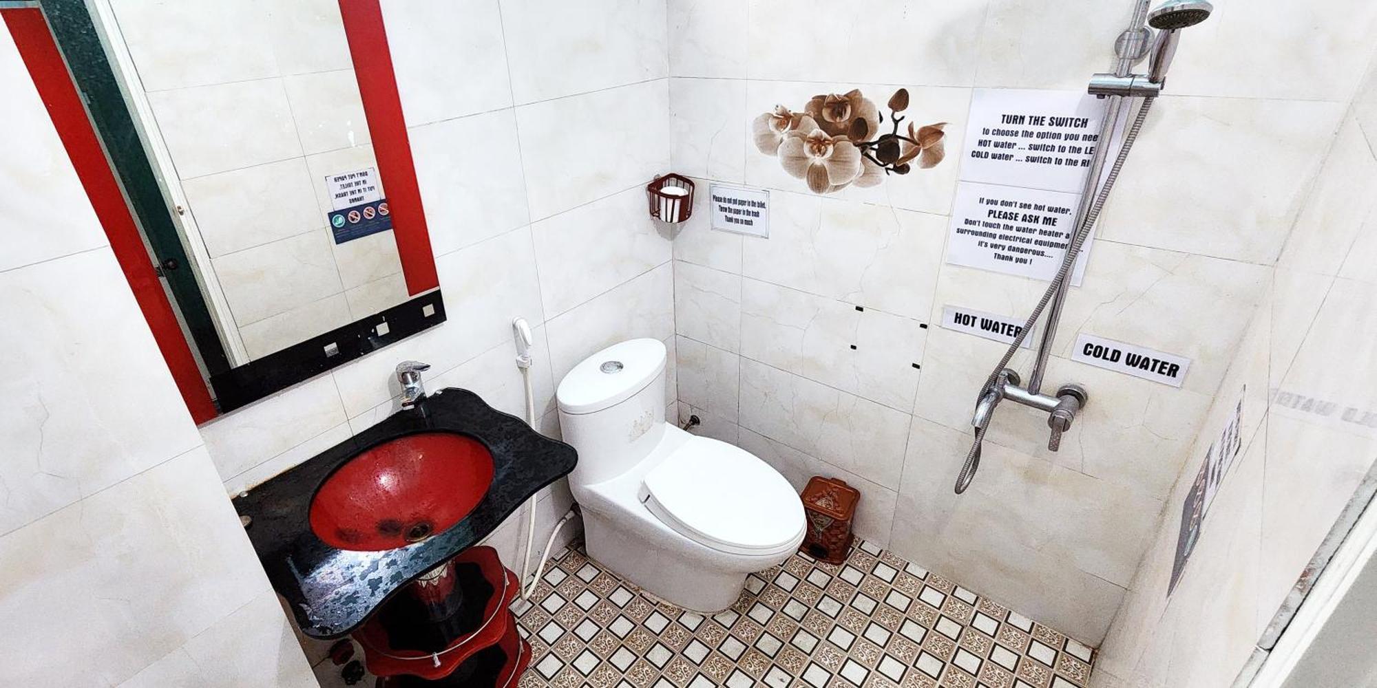 Hugo'S Family Hostel Да Лат Екстериор снимка