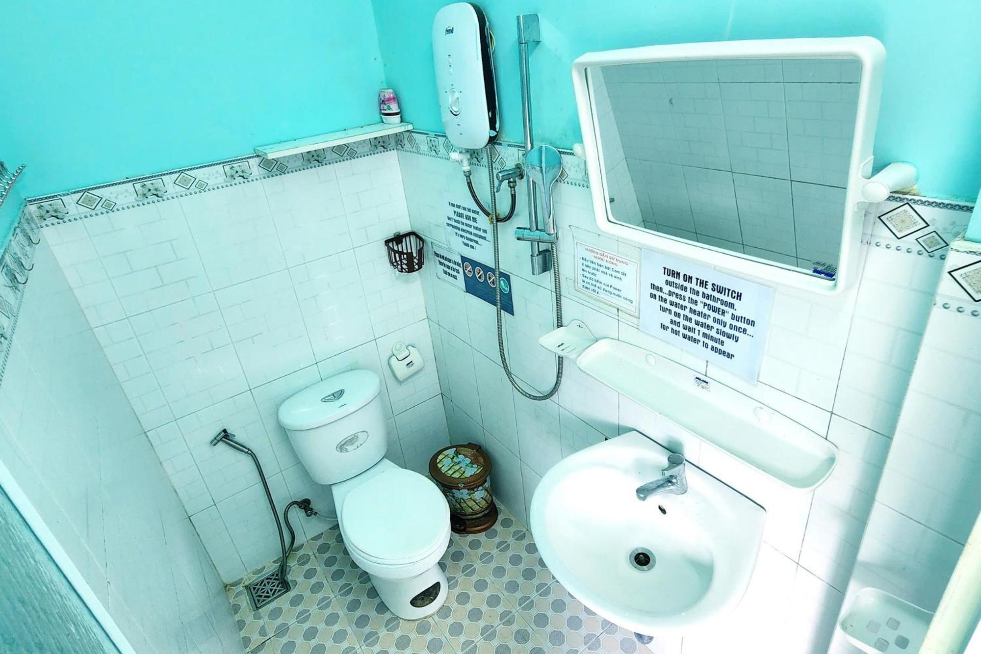 Hugo'S Family Hostel Да Лат Екстериор снимка